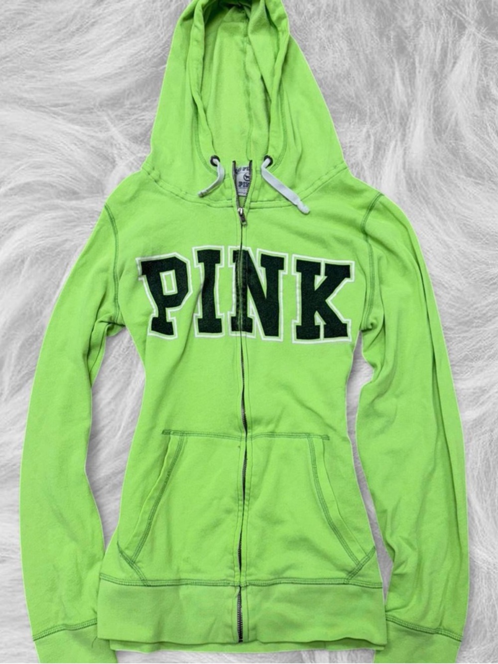 🩷Y2K 2000s scene PINK Victoria’s Secret green zip up🐾